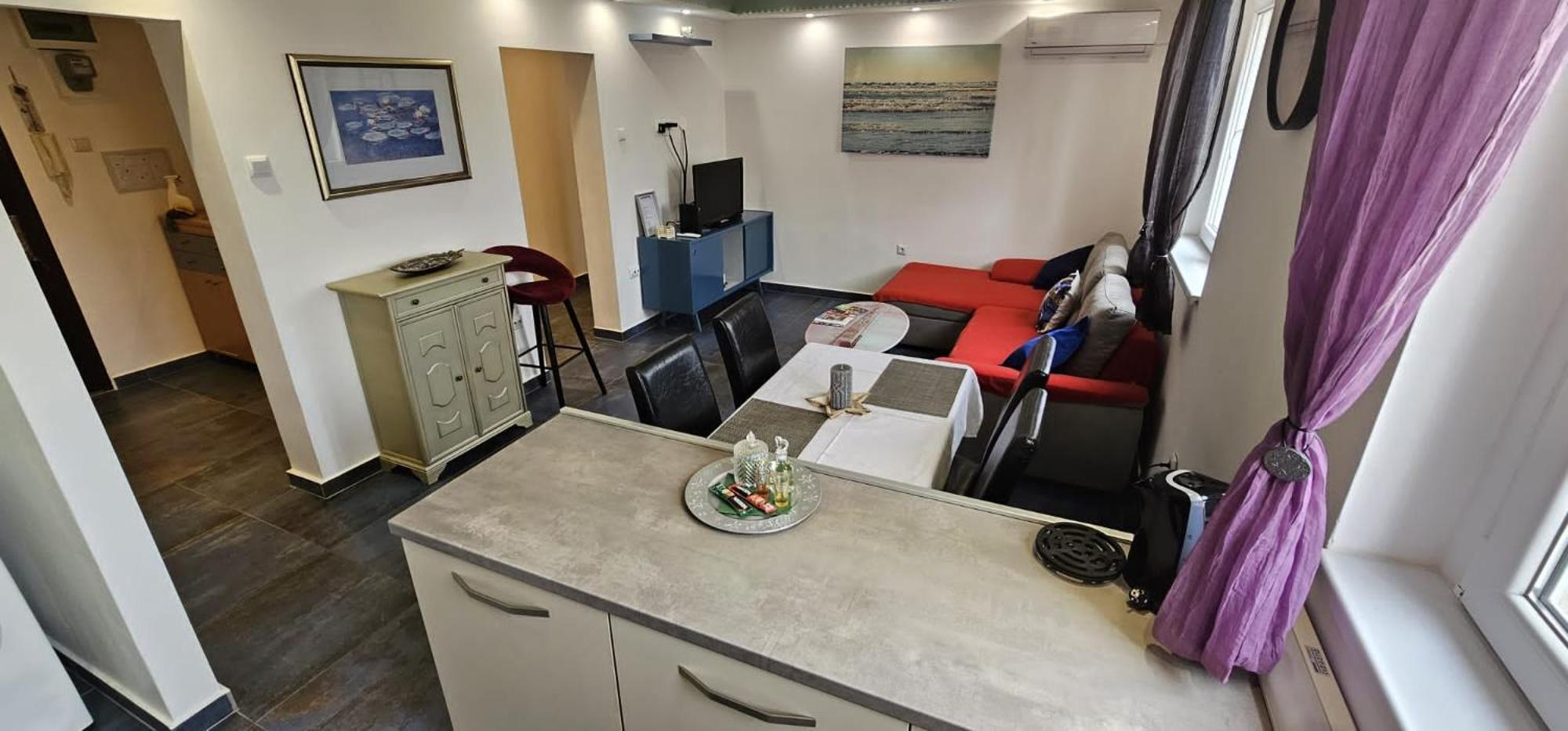 Mazi Apartment